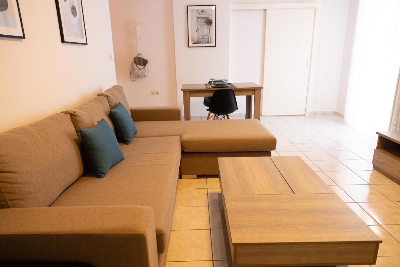 Spacious Apartment Close To The Sea And The City Center أثينا المظهر الخارجي الصورة