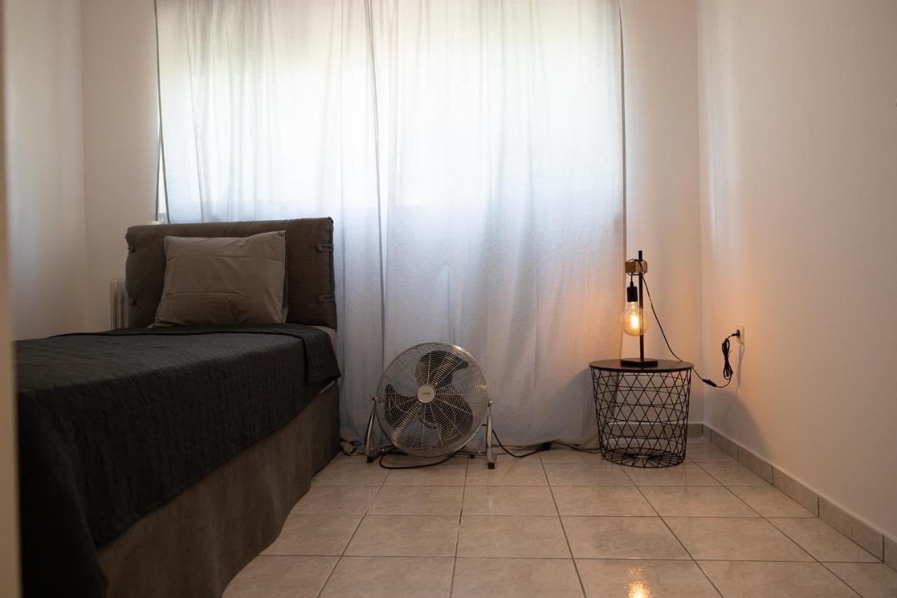 Spacious Apartment Close To The Sea And The City Center أثينا المظهر الخارجي الصورة